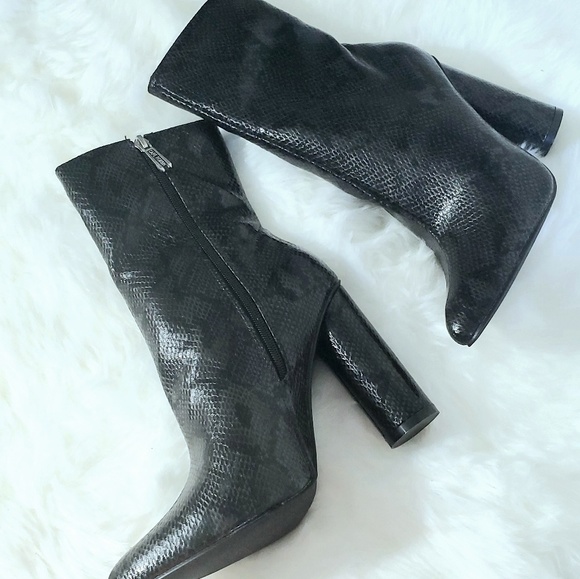 Black Snake Skin ankle booties - Picture 3 of 3